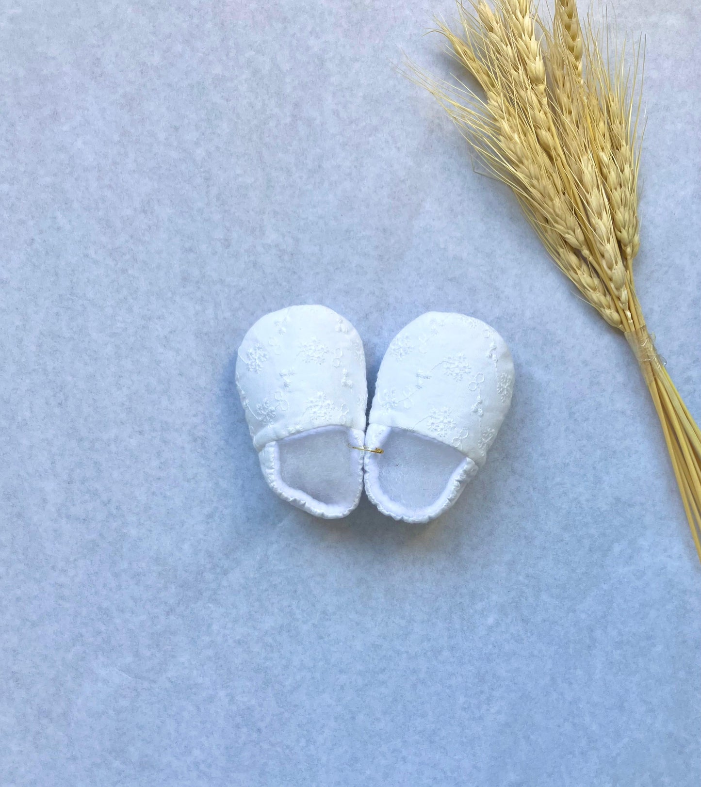 Zapatitos - Blanco con bordado