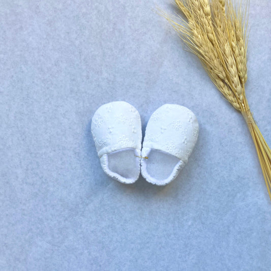 Zapatitos - Blanco con bordado