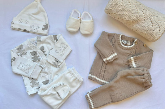 Baby box - Marrón y beige (0/3M)