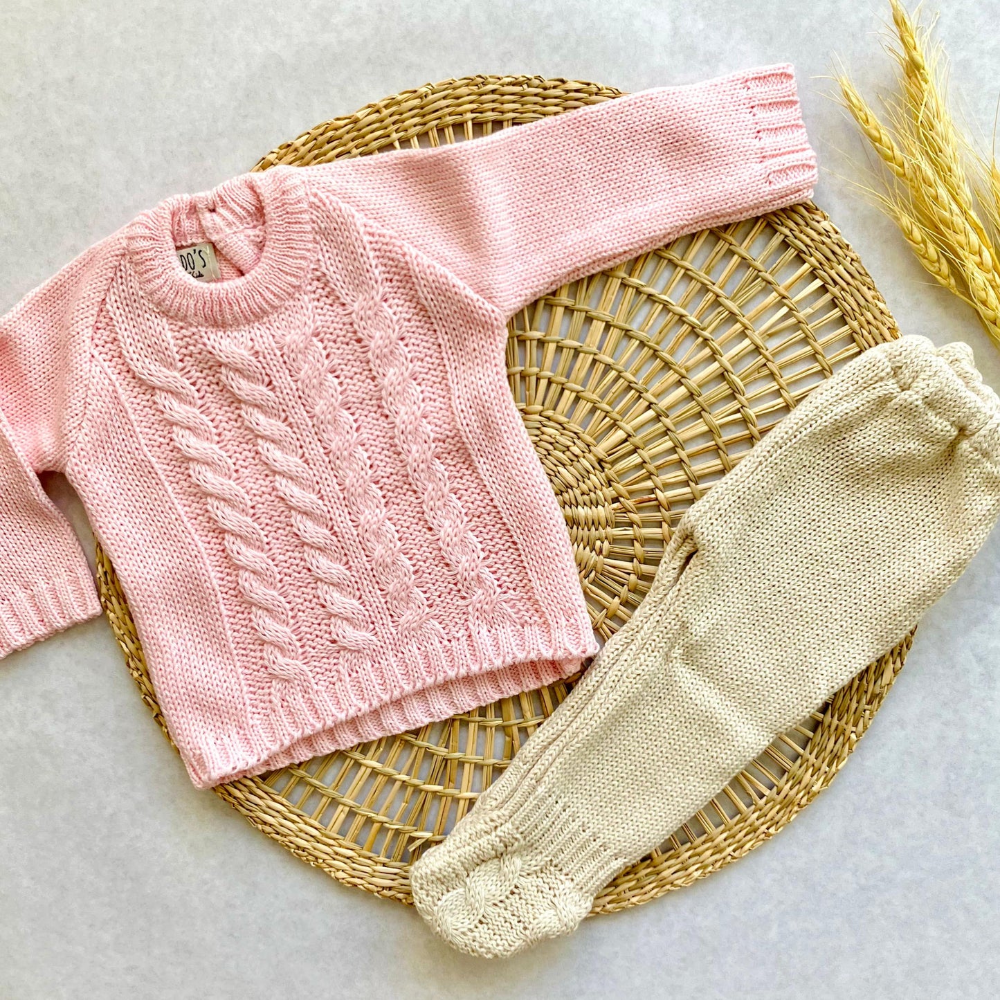 Conjunto tejido - Rosa y beige