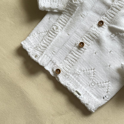 Conjunto tejido -Blanco y rosa cuellito con florcitas