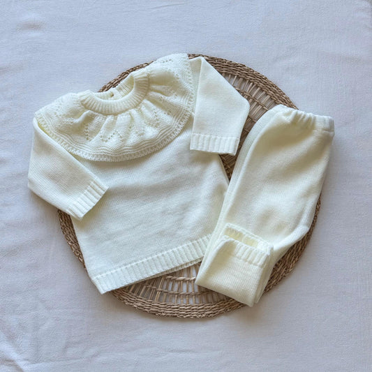Conjunto tejido - Crudo con cuellito volado