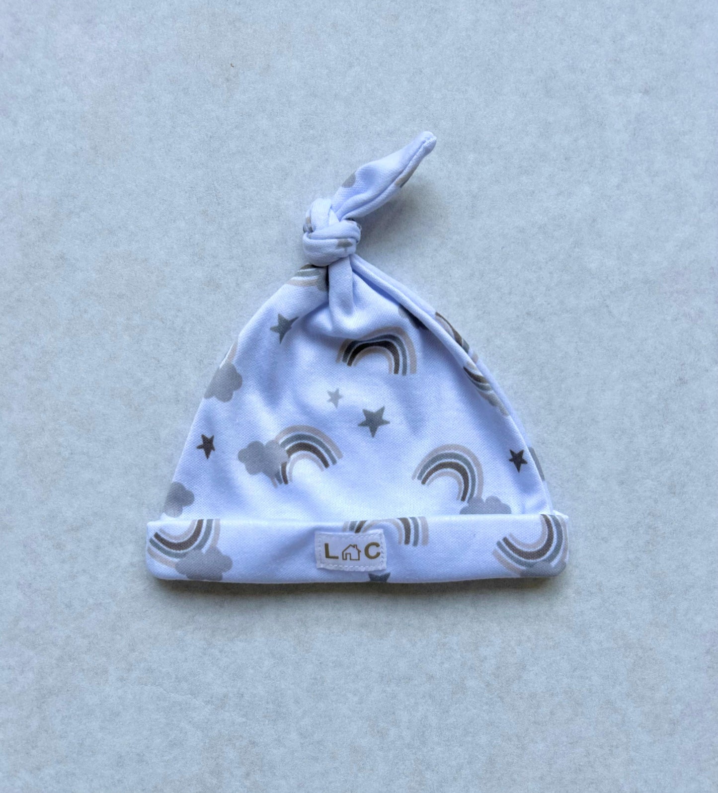 Gorro - Arcoíris y estrellas