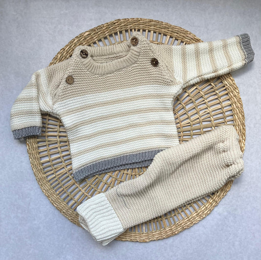Conjunto tejido - Beige y gris a rayas