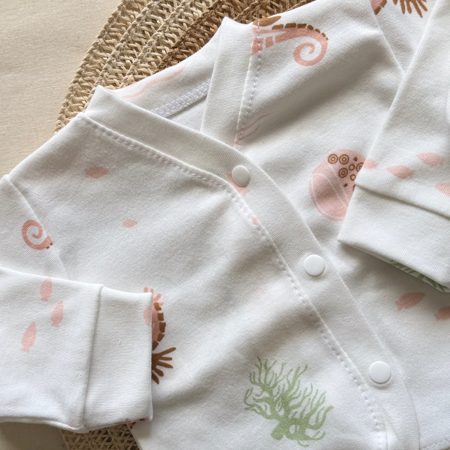 Set algodón - Caballito de mar coral pantalón blanco