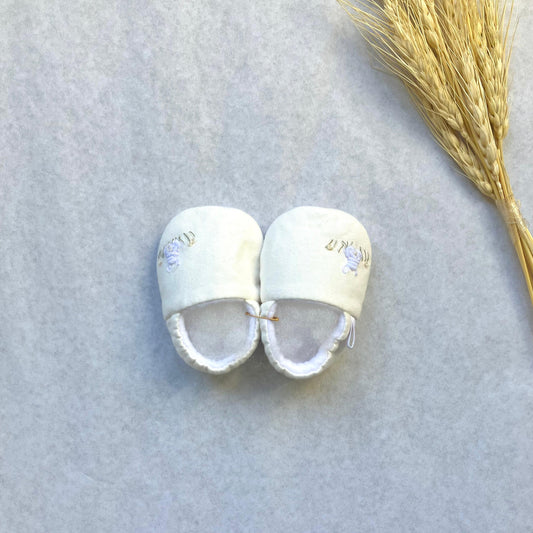 Zapatitos - Conejito blanco