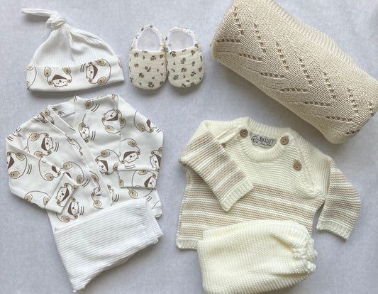 Baby box - Beige y crema (0/3M)