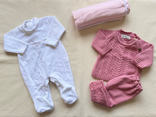 Baby box- Rosa y blanco (3/6M)