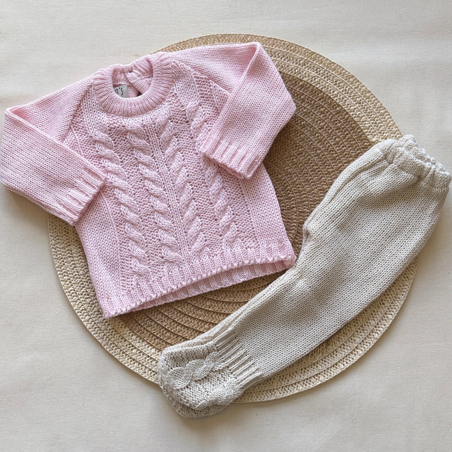 Conjunto tejido - Rosa y beige