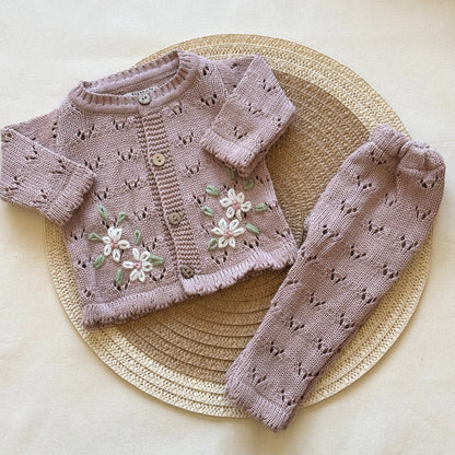 Conjunto hilo - Rosa viejo con florcitas