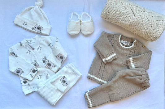 Baby box - Marrón y blanco (0/3M)