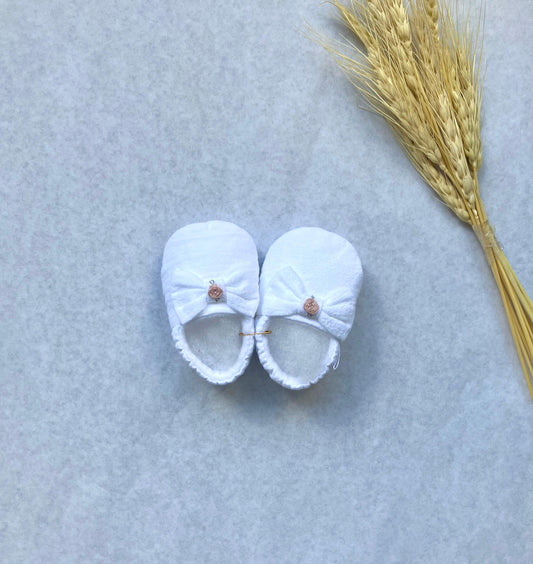 Zapatitos - Moña con flor rosa